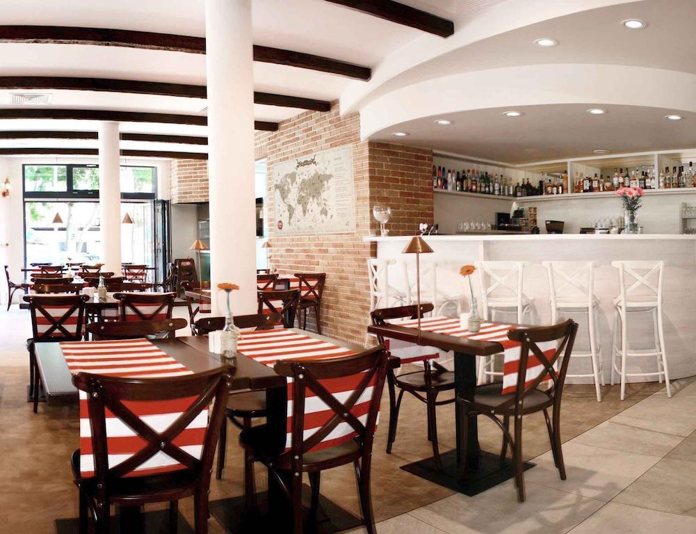 Apartamenty Mesa Grill Restaurant Cafe Dźwirzyno Εξωτερικό φωτογραφία